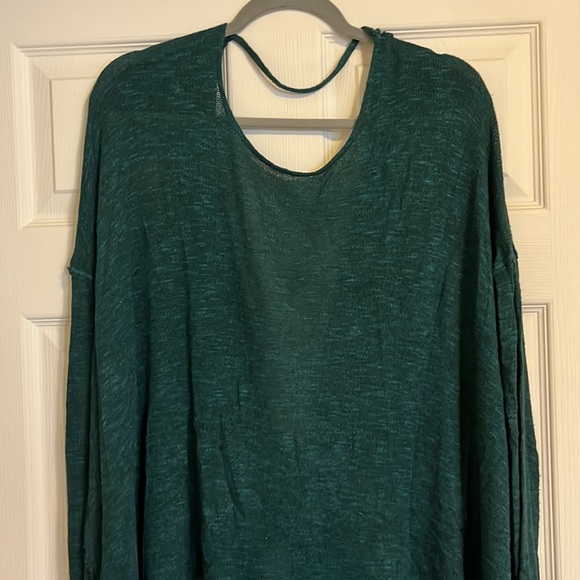 Free People Shadow oversize hacci open back top - Picture 4 of 5